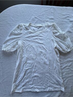 Amazon Essentials White Crew Neck T-Shirt